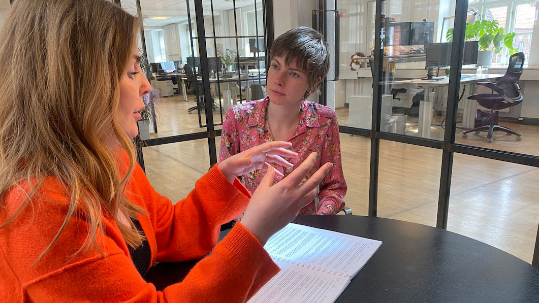 Compliance Dedicated Risk And Compliance Team 1061X597